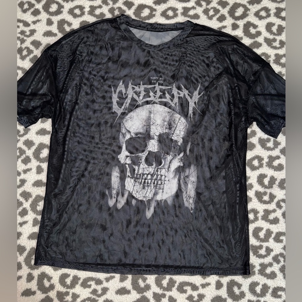 Black Skull Graphic Men's Shirt